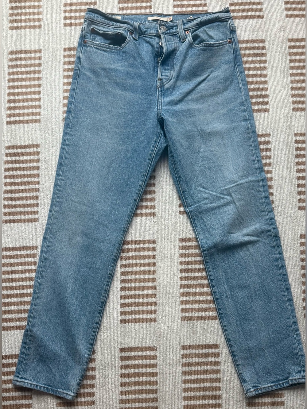 Levi’s Wedgie